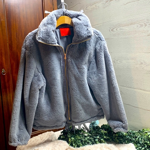 Women’s Ivy Blossom gray faux sheared fur fleece teddy zip jacket  size M - Picture 1 of 6